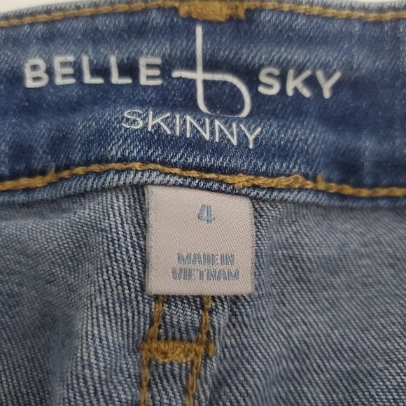 Belle+Sky Skinny Jeans  Distressed Cotton Size 4 - Picture 2 of 11
